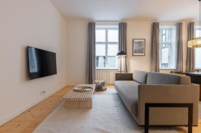 Stunning 5 BR Flat by The Lakes, Copenhagen